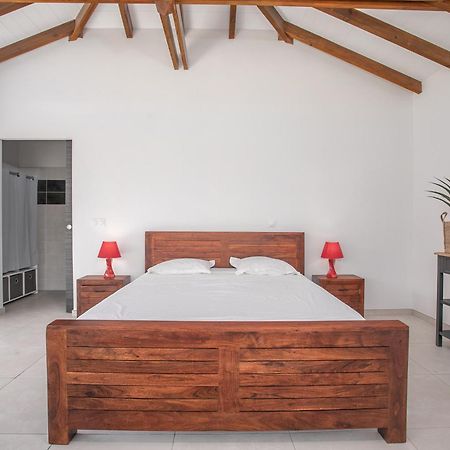 Bungalow Pom 1, Piscine, A 5 Min Des Plages 르 보클린 외부 사진