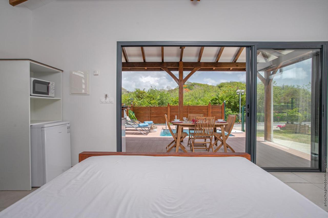 Bungalow Pom 1, Piscine, A 5 Min Des Plages 르 보클린 외부 사진